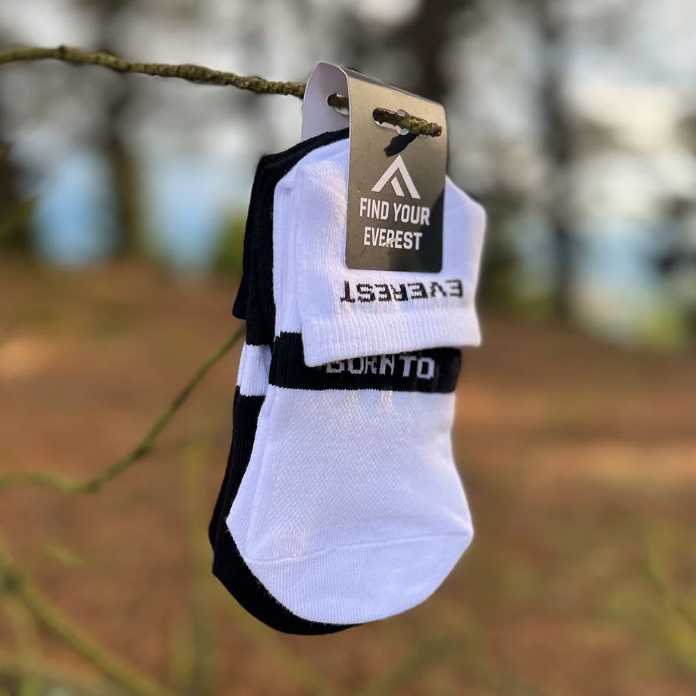 CALCETINES CASUAL FIND YOUR EVEREST SHORT CUT - Black & White