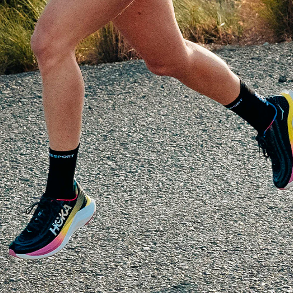 CALCETINES COMPRESSPORT PRO RACING V4.0 RUN HIGH - Black / White - Image 5