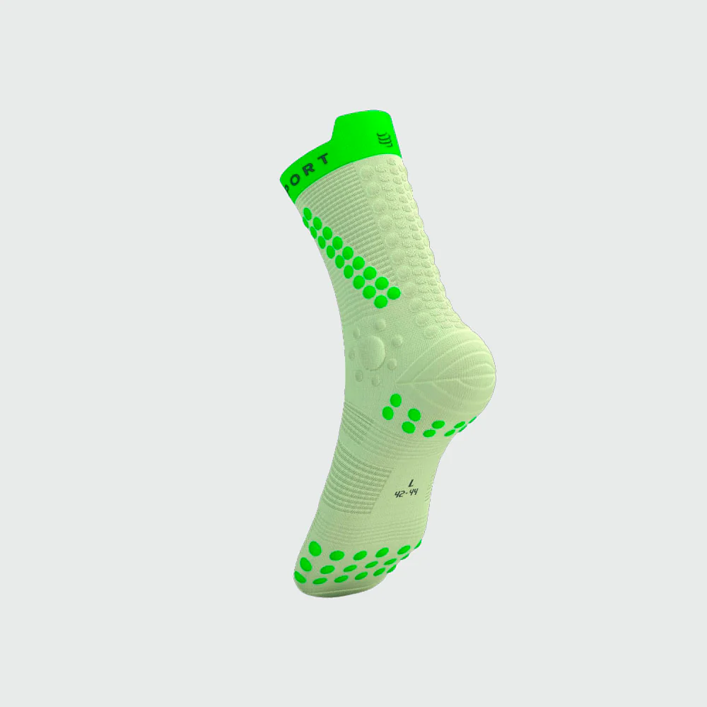 CALCETINES COMPRESSPORT PRO RACING V4.0 TRAIL - Lime / Neon Green - Image 3