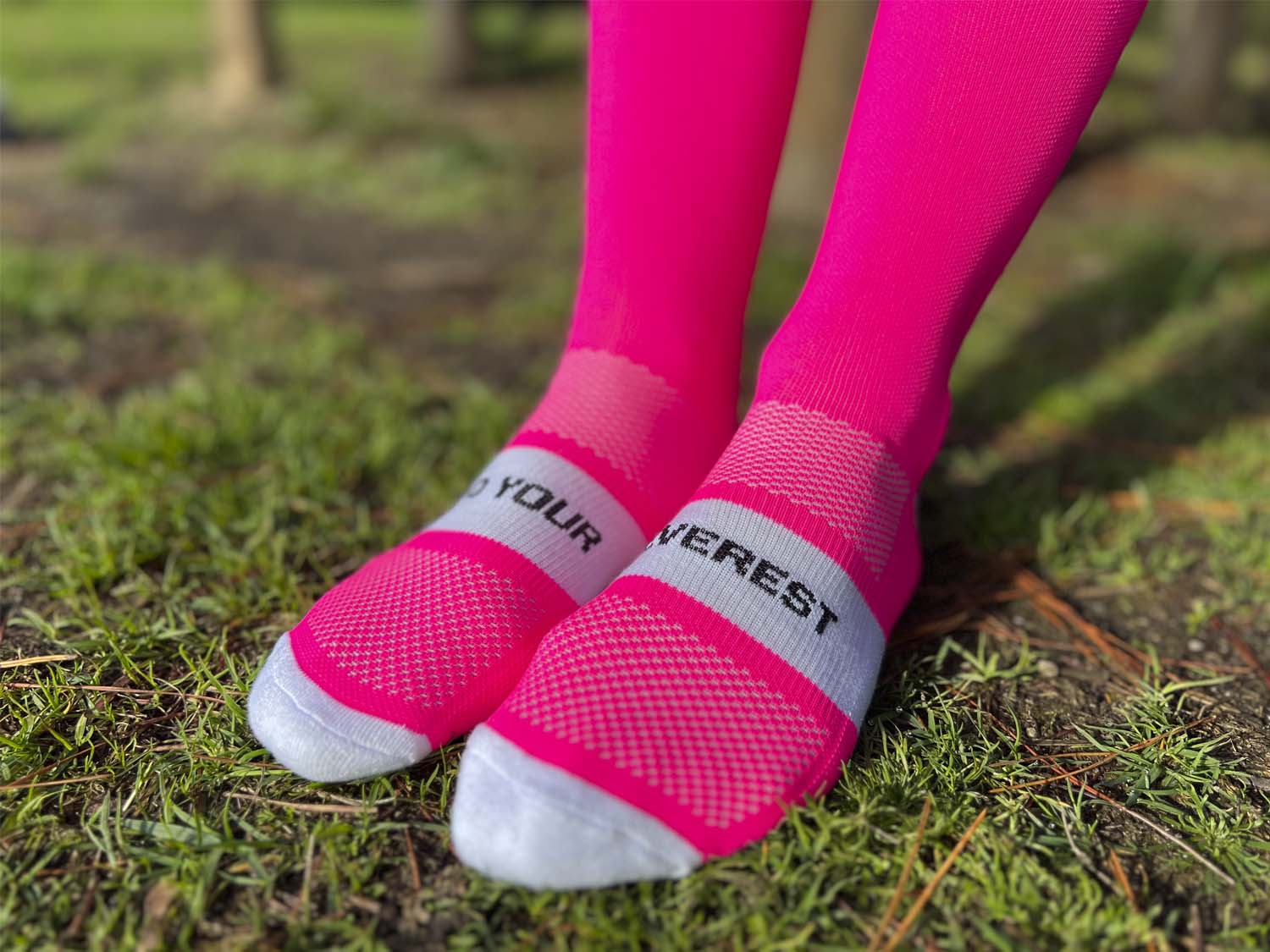 CALCETINES FIND YOUR EVEREST LONG CUT - Fluor Deep Pink - Image 5