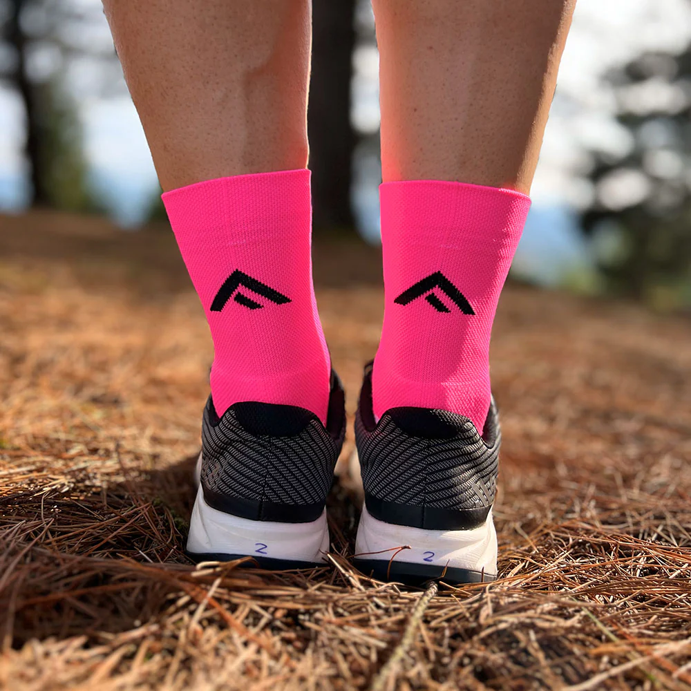CALCETINES FIND YOUR EVEREST MEDIUM CUT - Fluor Deep Pink - Image 2