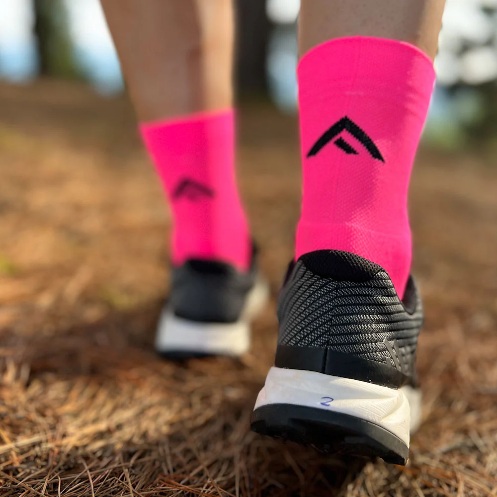 CALCETINES FIND YOUR EVEREST MEDIUM CUT - Fluor Deep Pink - Image 5