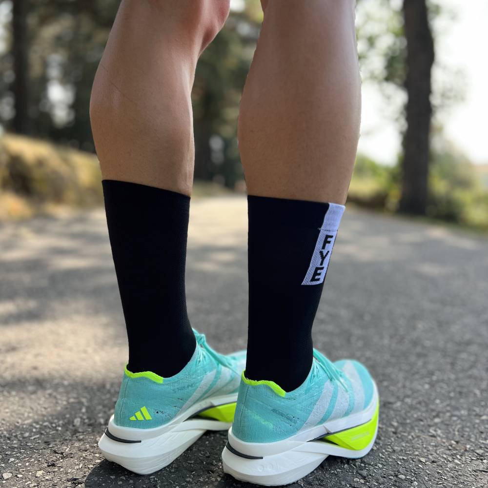 CALCETINES FIND YOUR EVEREST ULTRALIGHT - Label Black