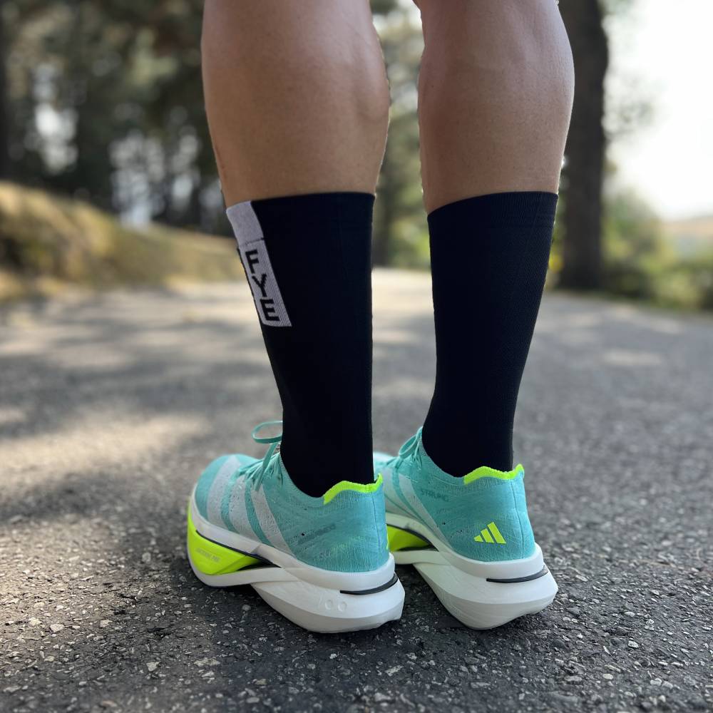 CALCETINES FIND YOUR EVEREST ULTRALIGHT - Label Black - Image 5