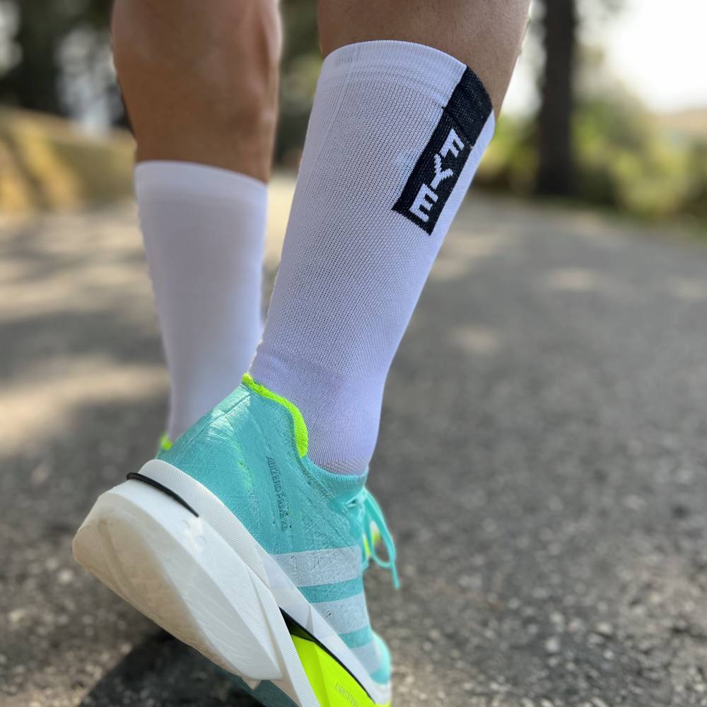 CALCETINES FIND YOUR EVEREST ULTRALIGHT - Label White - Image 4