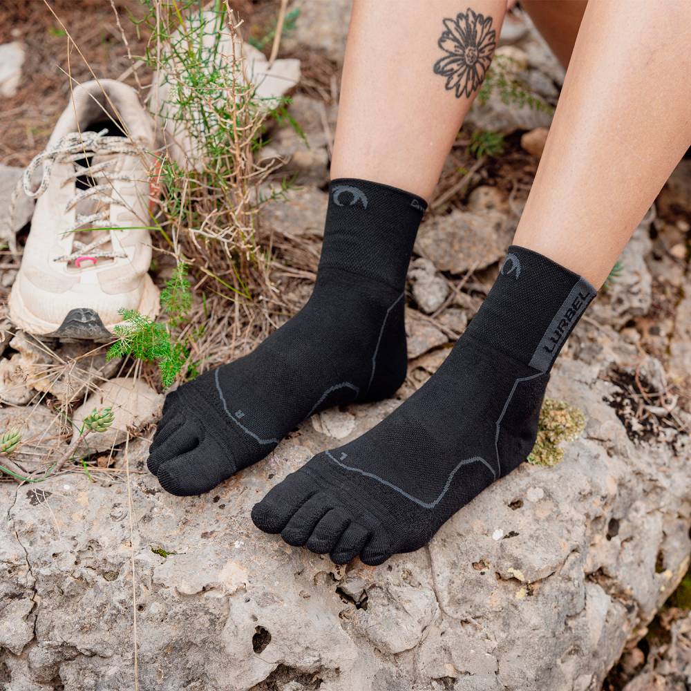 CALCETINES LURBEL DESAFÍO TOE FOUR - Negro / Gris Marengo - Image 3