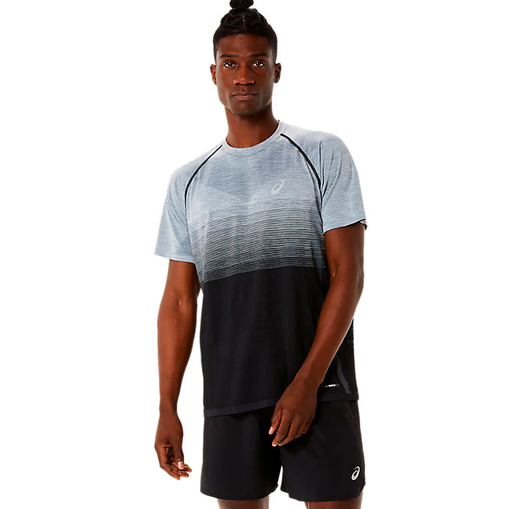 CAMISETA ASICS SEAMLESS SS TOP - Performance Black / Carrier Grey