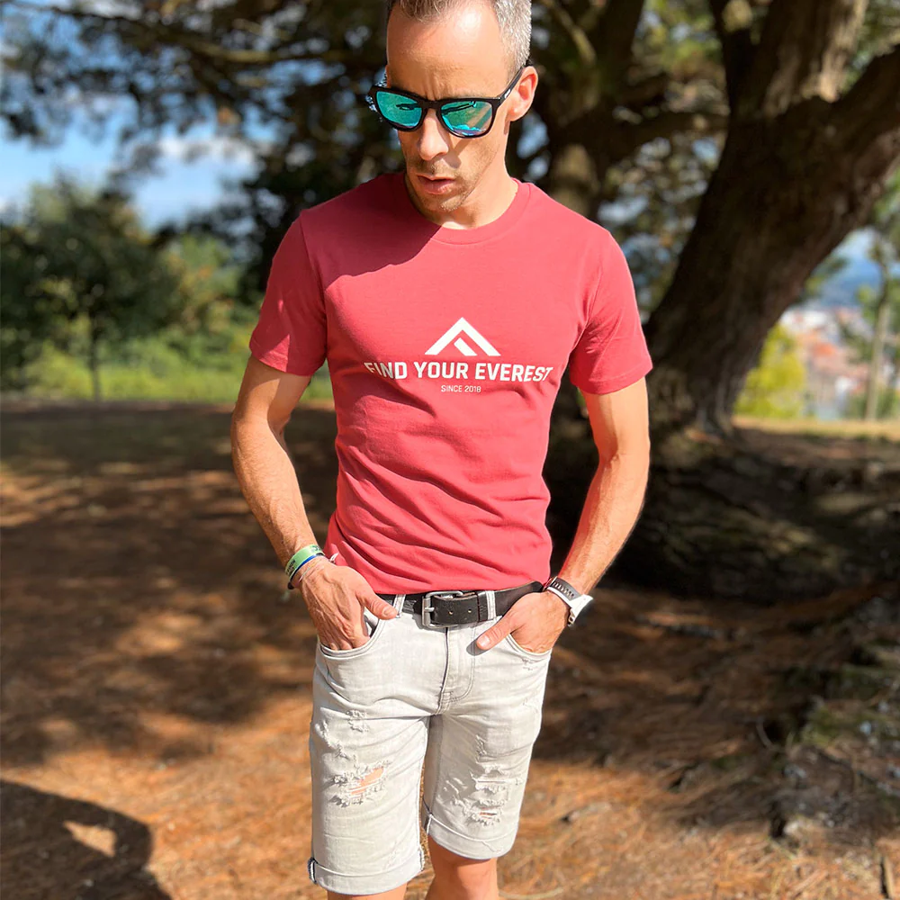 CAMISETA FIND YOUR EVEREST - Crimson - Image 3