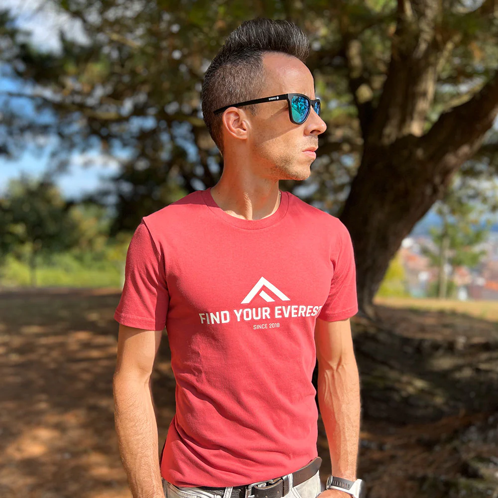 CAMISETA FIND YOUR EVEREST - Crimson - Image 4