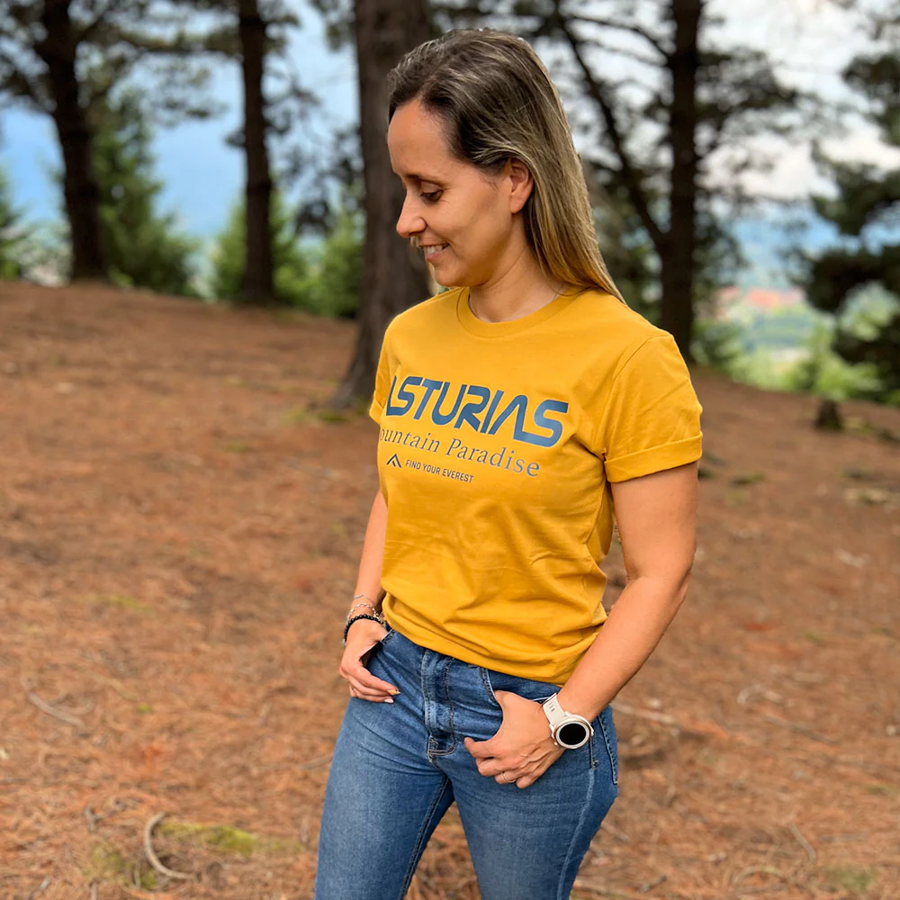 CAMISETA FIND YOUR EVEREST ASTURIAS - Mustard Desire - Image 2
