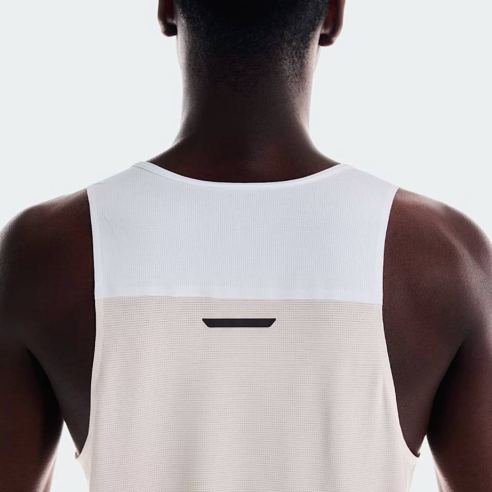 CAMISETA DE TIRANTES ON PERFORMANCE - White / Silver - Image 4