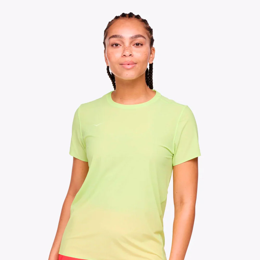 CAMISETA HOKA AIROLITE MUJER - Lettuce