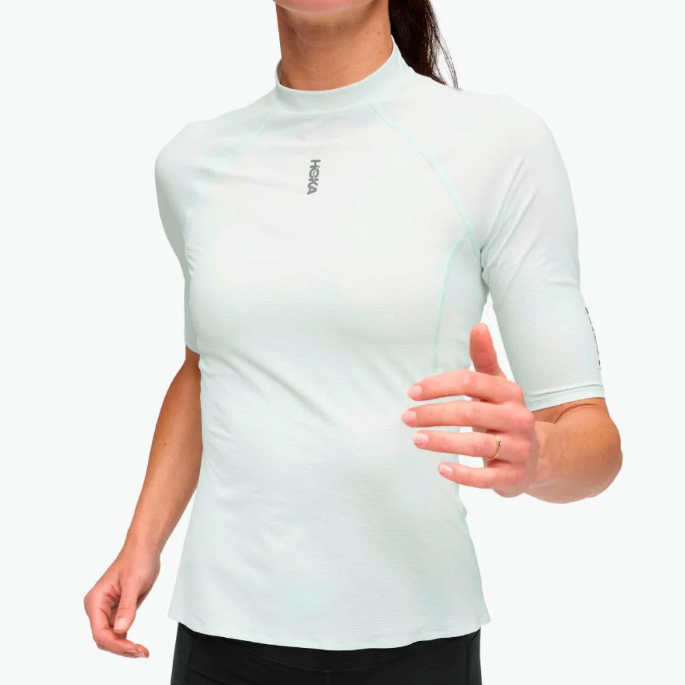 CAMISETA HOKA SKYBREEZE MUJER - Tundra - Image 4