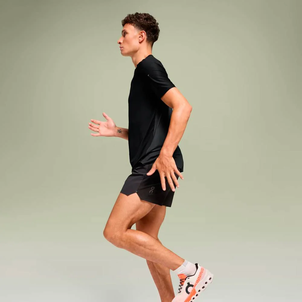 CAMISETA ON PERFORMANCE-T - Black / Eclipse - Image 4