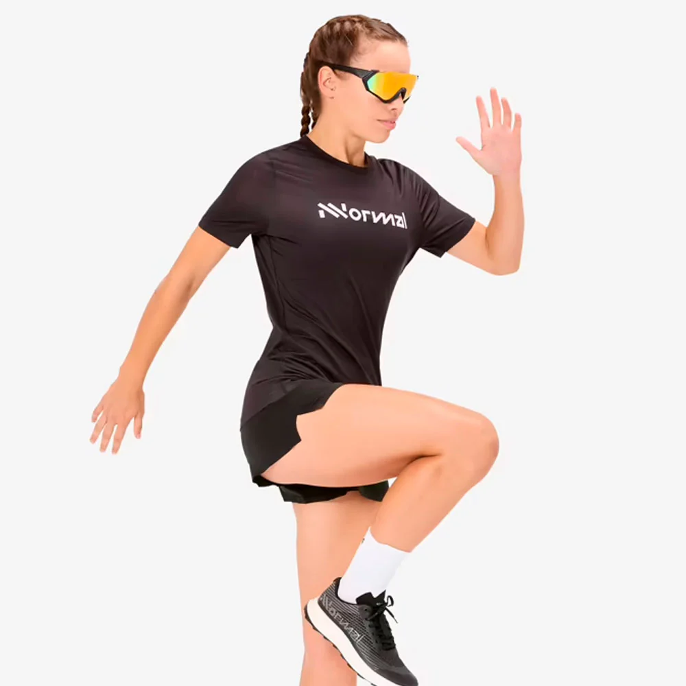 CAMISETA NNORMAL RACE MUJER - Negro - Image 2