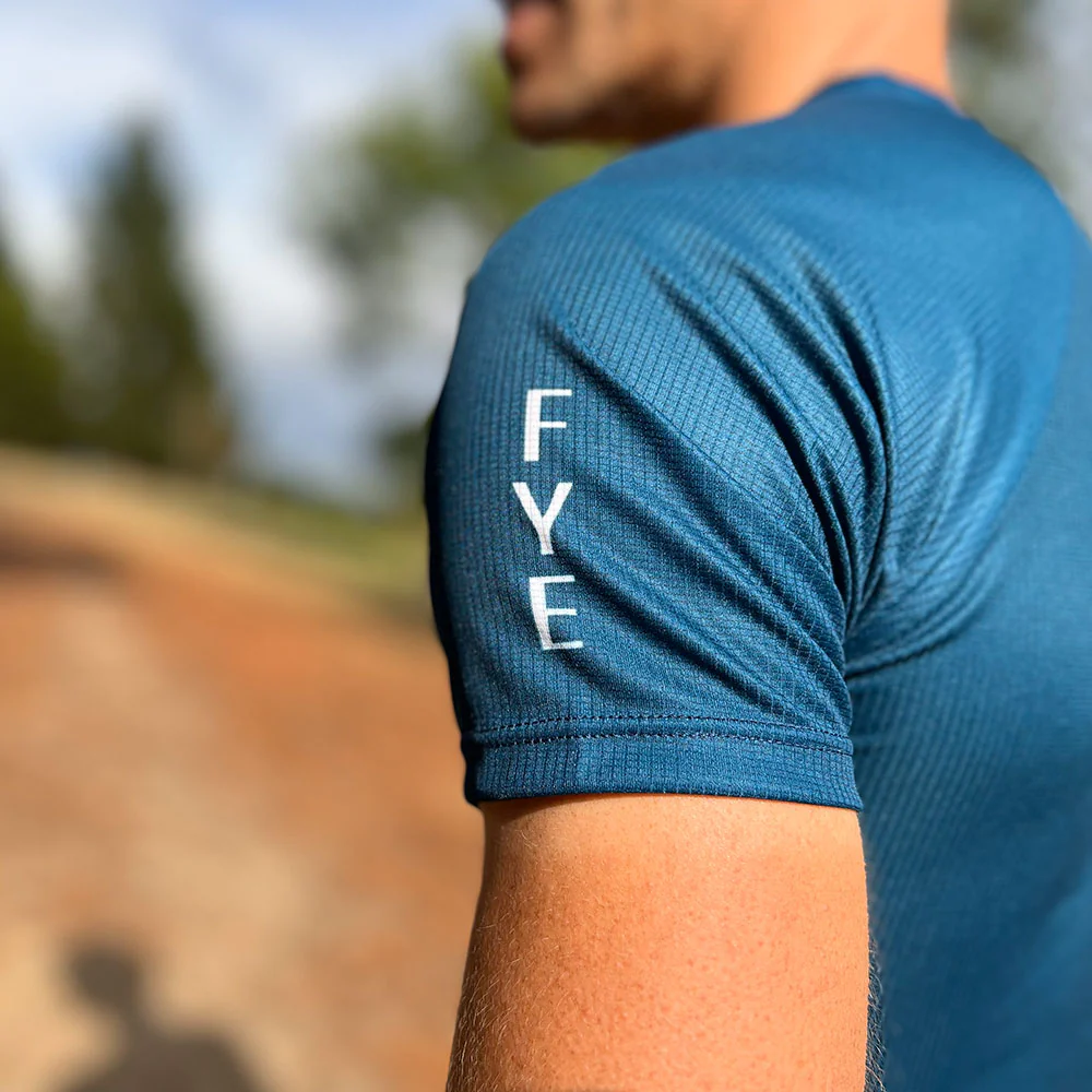 CAMISETA TÉCNICA FIND YOUR EVEREST ELITE - Blue - Image 5
