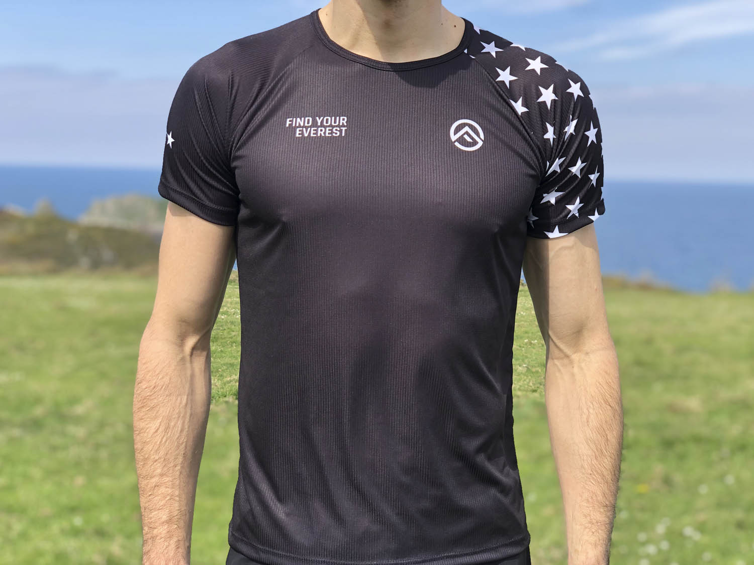 CAMISETA TÉCNICA FIND YOUR EVEREST - Black Stars