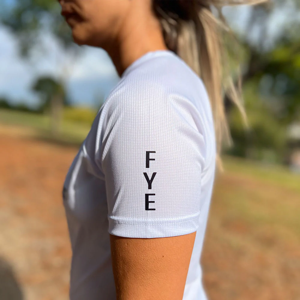 CAMISETA TÉCNICA FIND YOUR EVEREST ELITE MUJER - White - Image 6