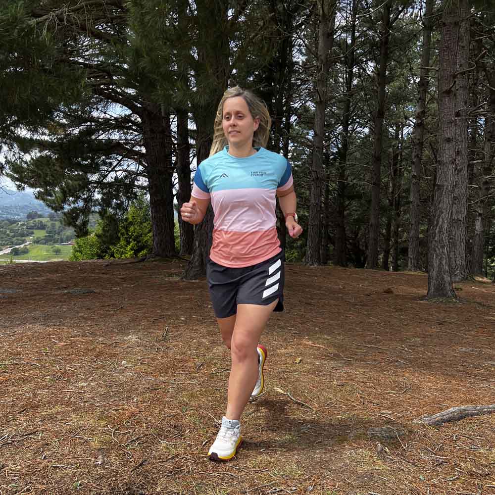CAMISETA TÉCNICA FIND YOUR EVEREST MUJER - Euphoric - Image 2