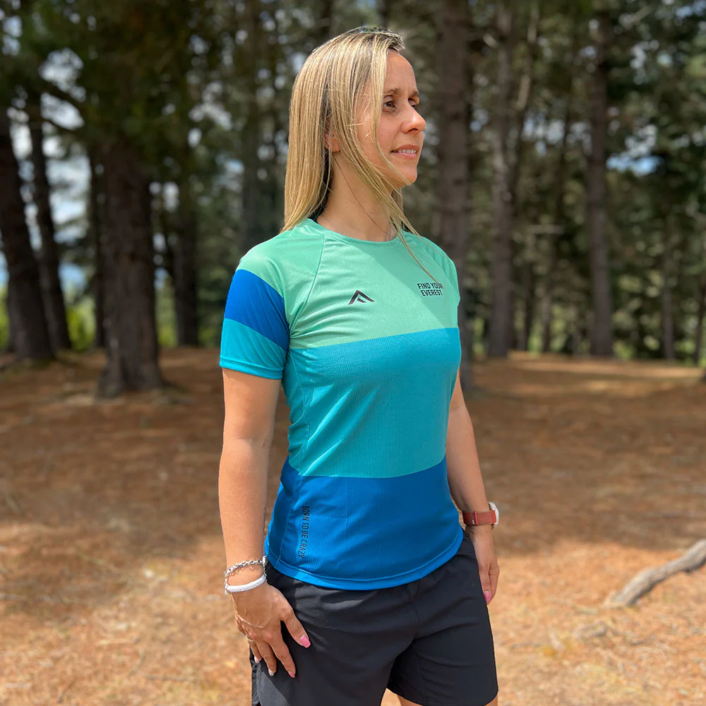 CAMISETA TÉCNICA FIND YOUR EVEREST MUJER - Ocean Breeze - Image 3