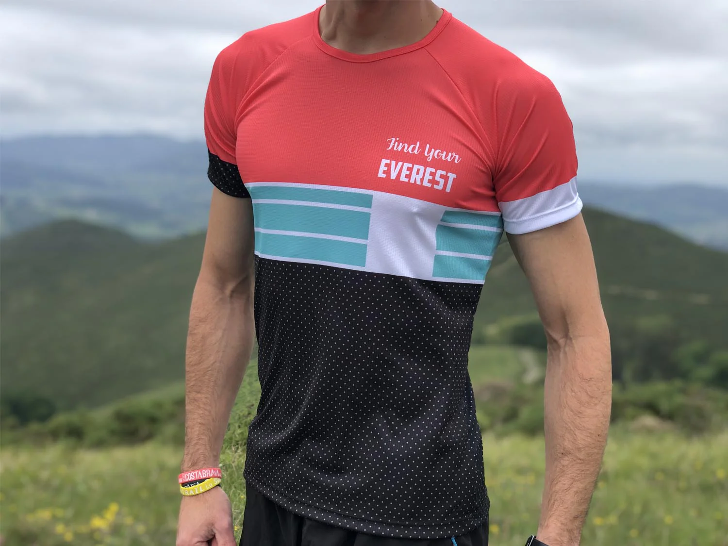 CAMISETA TÉCNICA FIND YOUR EVEREST - Red - Image 2