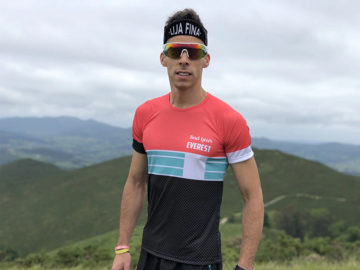 CAMISETA TÉCNICA FIND YOUR EVEREST - Red - Image 5