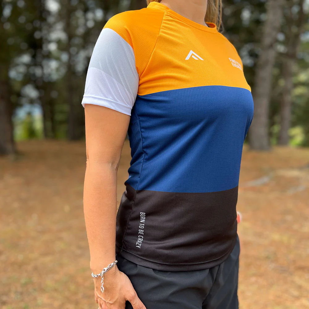 CAMISETA TÉCNICA FIND YOUR EVEREST MUJER - Sunset - Image 10