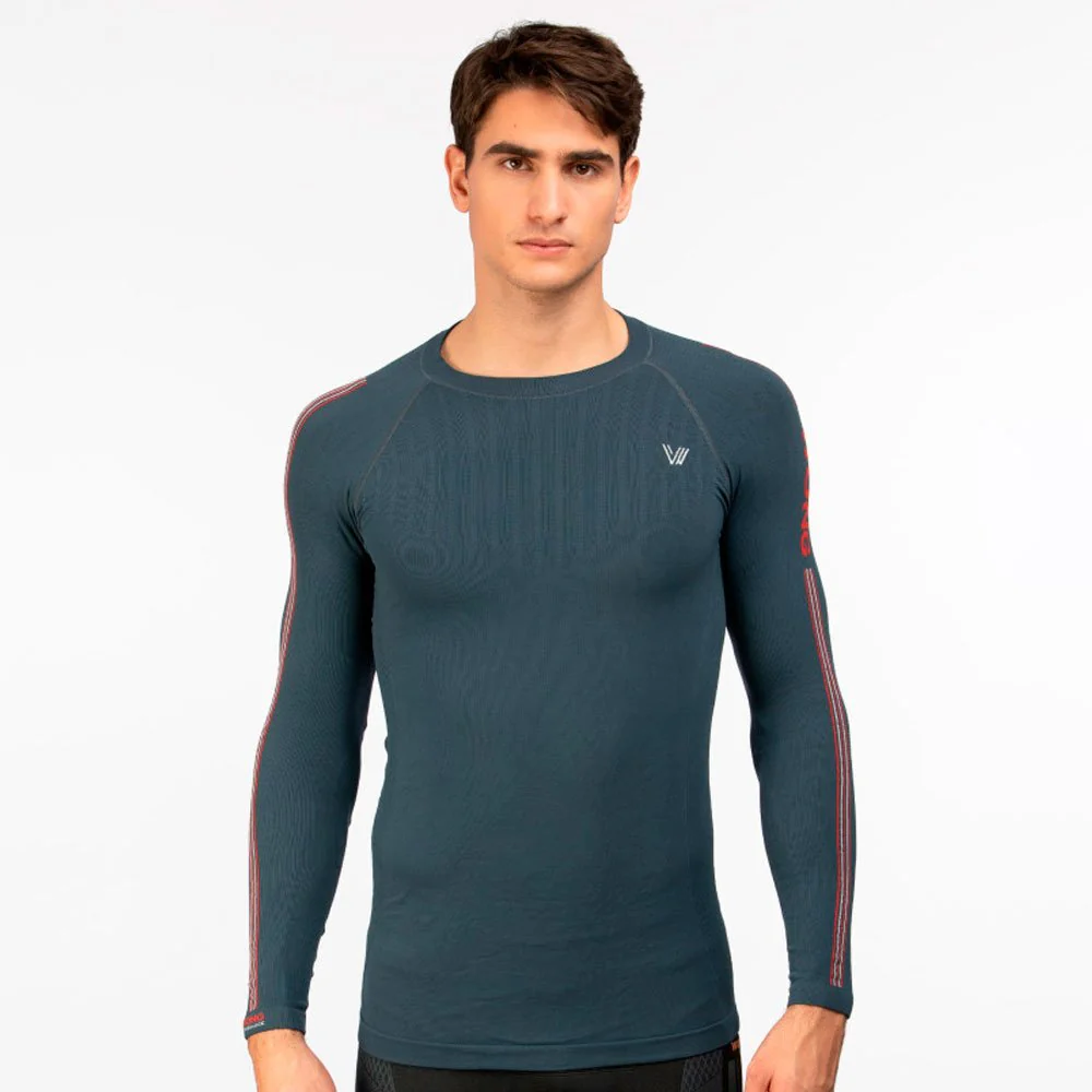 CAMISETA WONG DAS - Petróleo