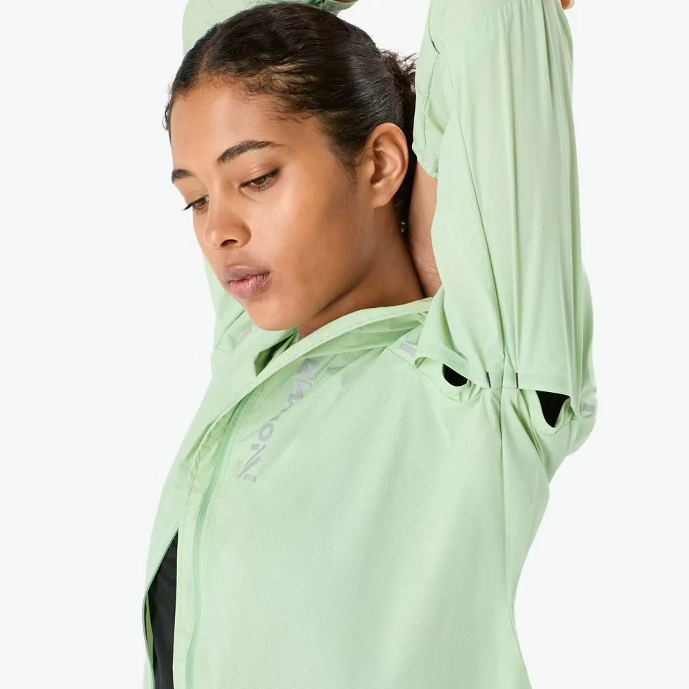 CHAQUETA CORTAVIENTOS NNORMAL TRAIL WIND JACKET MUJER - Light Green - Image 4