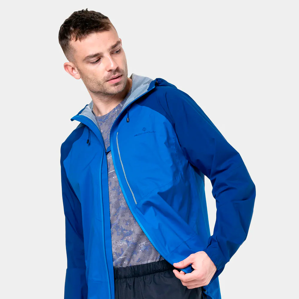 CHAQUETA IMPERMEABLE RONHILL TECH STORM - Ocean / Electric Blue - Image 7