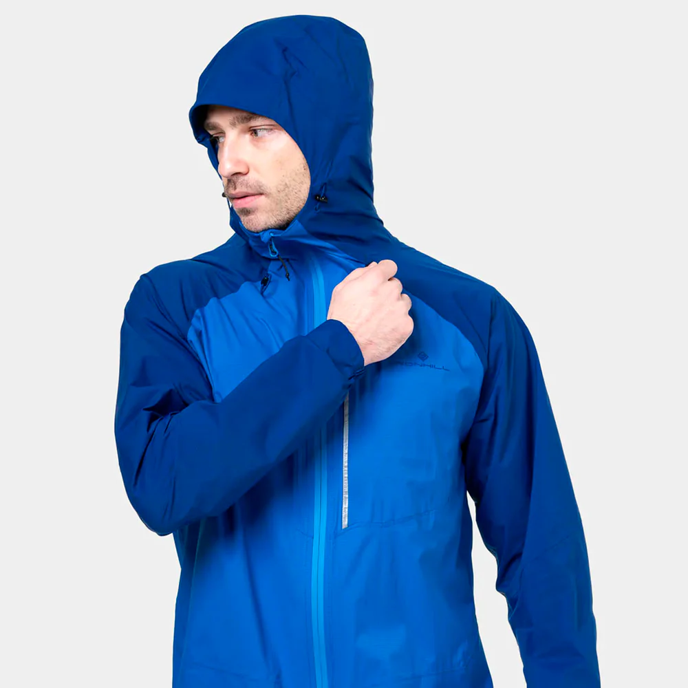 CHAQUETA IMPERMEABLE RONHILL TECH STORM - Ocean / Electric Blue - Image 8