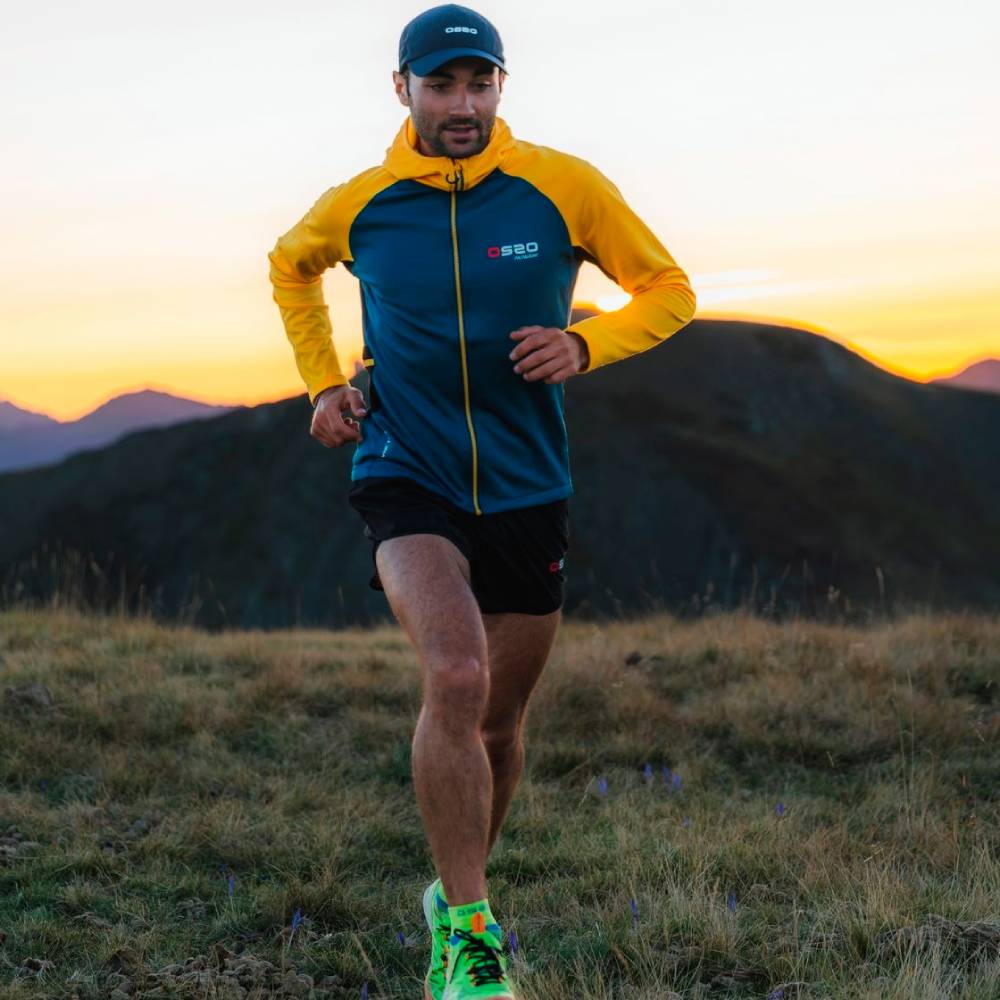 CHAQUETA OS2O HOKA PRO - Goldmedal - Image 3
