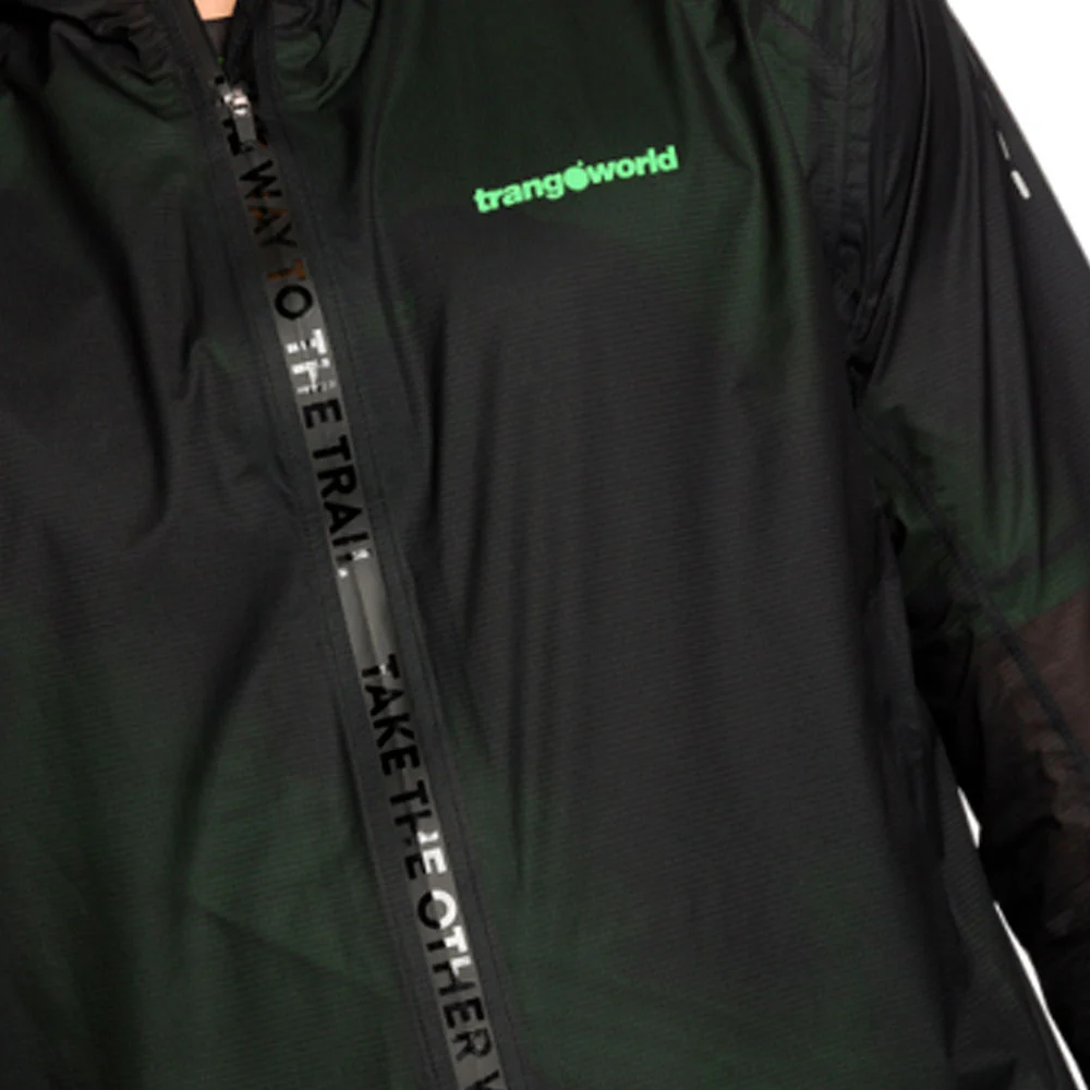 CHAQUETA IMPERMEABLE TRANGOWORLD MONTJOIE - Caviar - Image 4