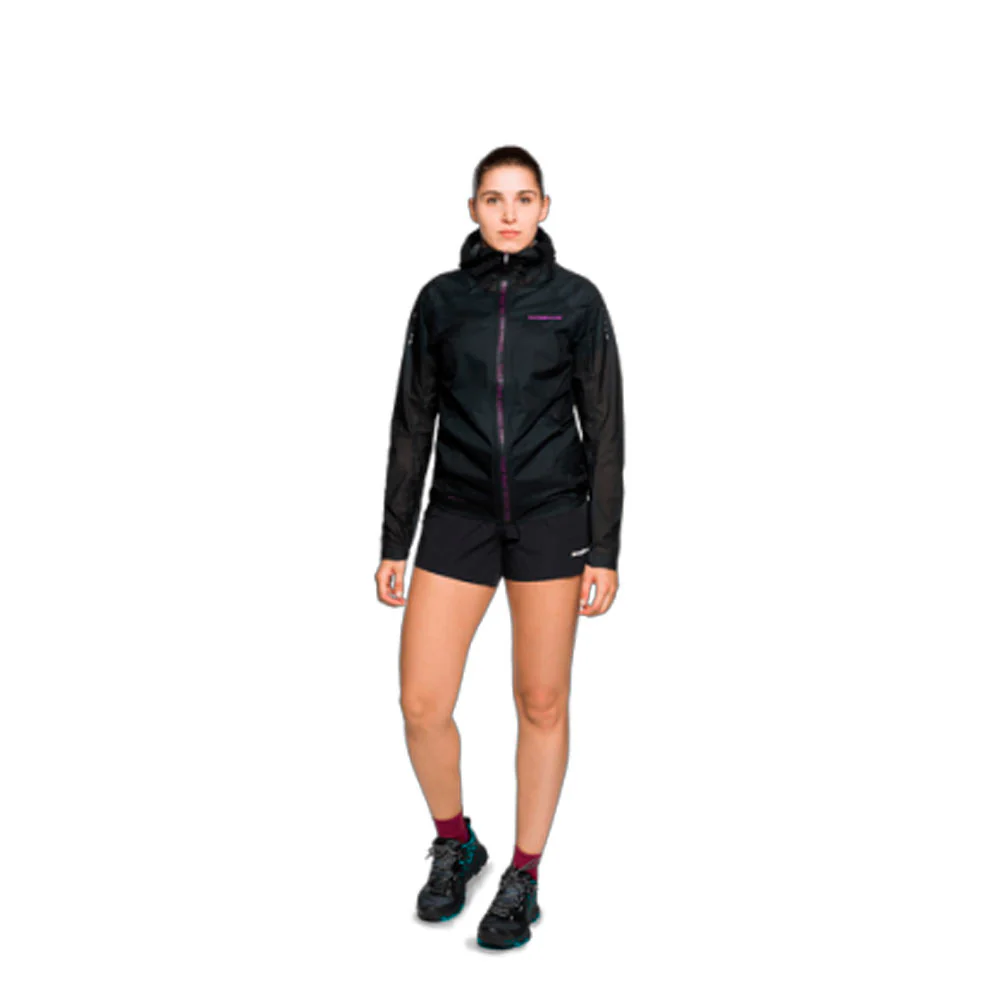 CHAQUETA IMPERMEABLE TRANGOWORLD URAMA MUJER - Caviar - Image 5