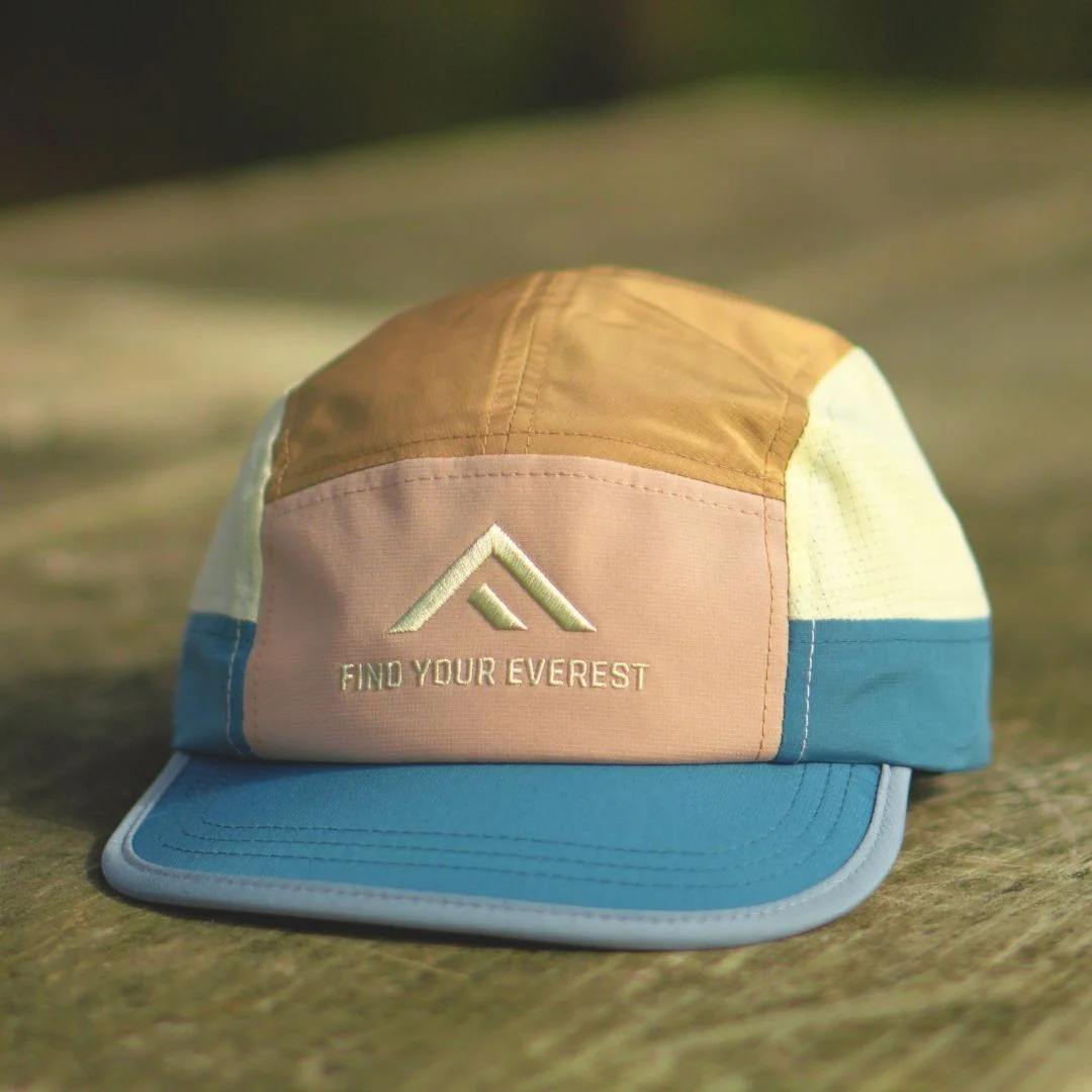 GORRA TÉCNICA FIND YOUR EVEREST - Dull Gold - Image 5