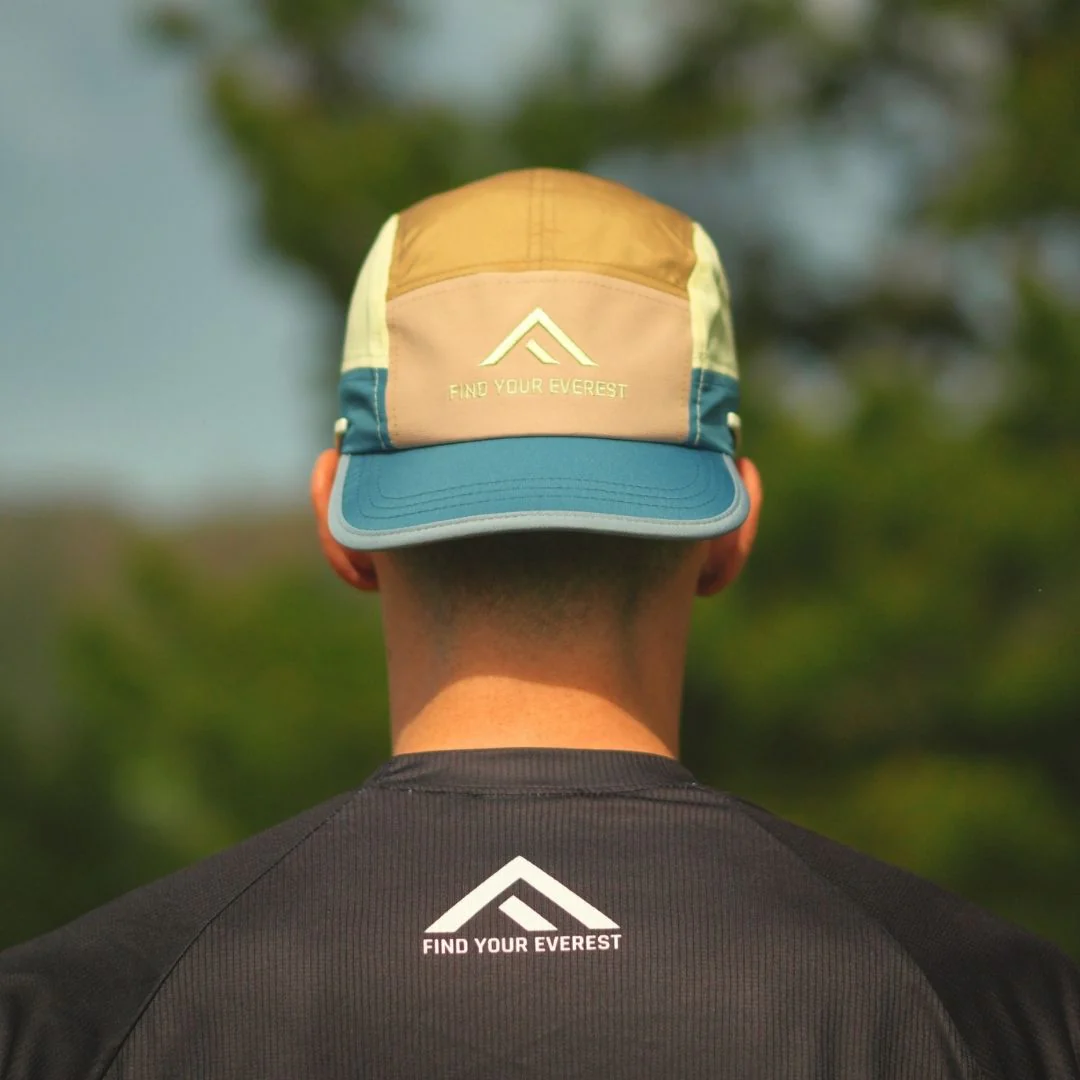 GORRA TÉCNICA FIND YOUR EVEREST - Dull Gold - Image 8