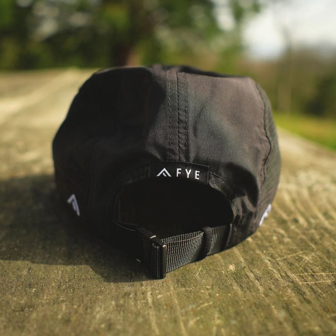 GORRA TÉCNICA FIND YOUR EVEREST - Total Black - Image 2