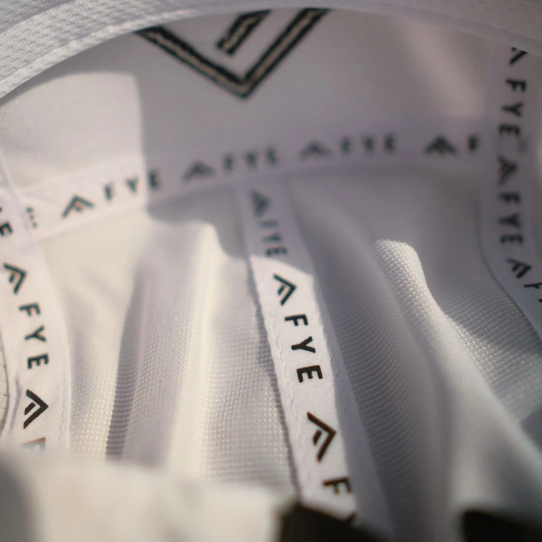 GORRA TÉCNICA FIND YOUR EVEREST - Total White - Image 7