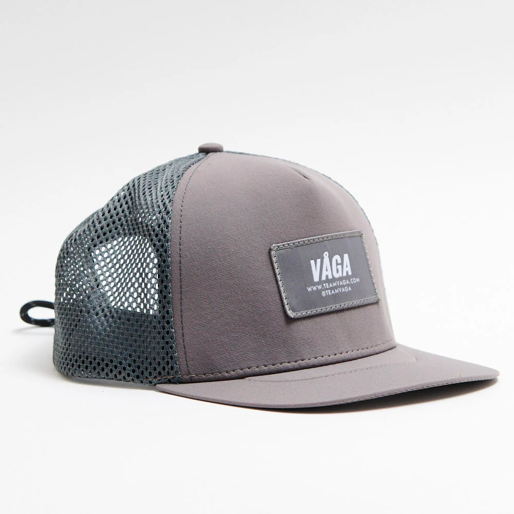 GORRA TRUCKER OPEN MESH VÅGA - Aluminium