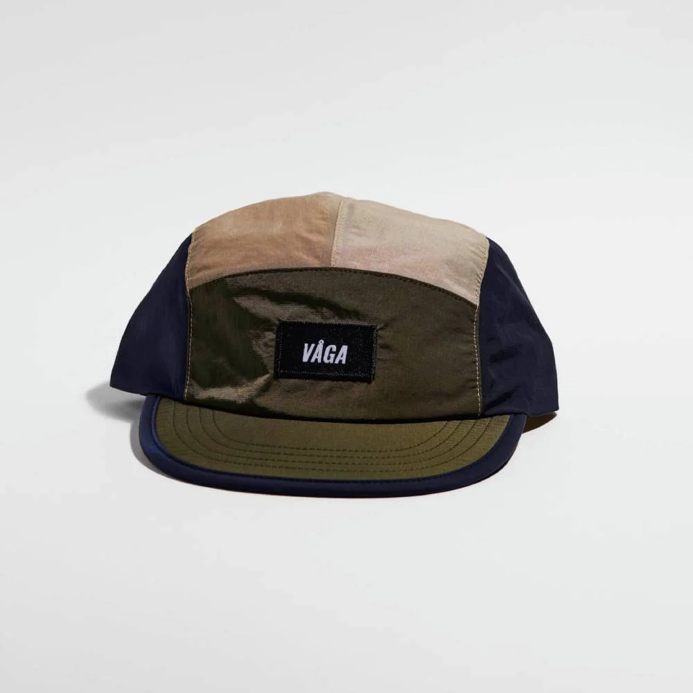GORRA VÅGA PACER - Navy Blue / Utility Green / Taupe - Image 2