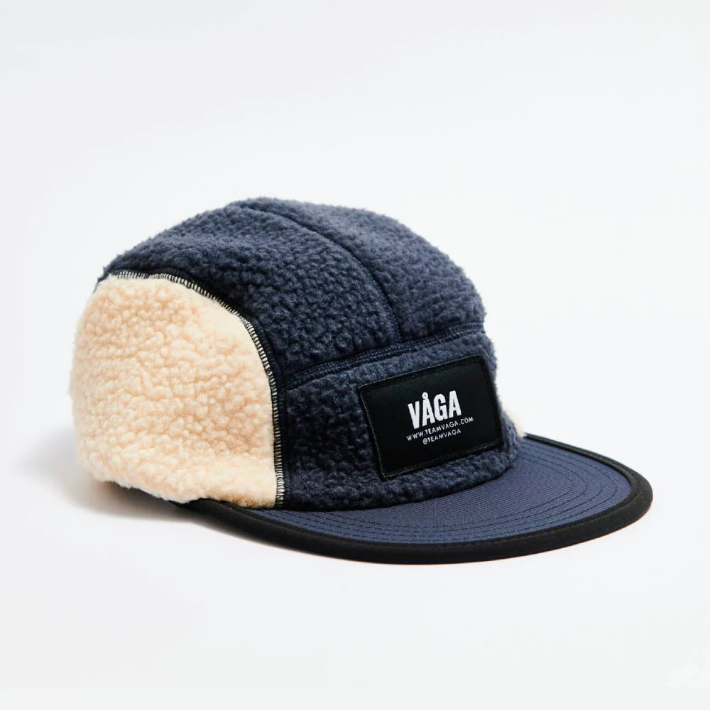 GORRA VÅGA TEDDY FLEECE - Navy / Off-White - Image 2