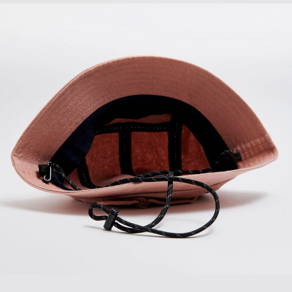 GORRO VÅGA WASHED COTTON BUCKET - Pastel Pink / Navy Blue - Image 2