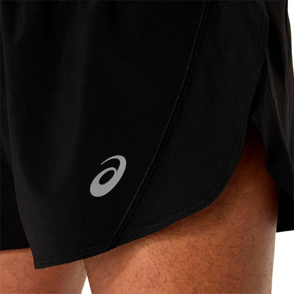PANTALÓN CORTO ASICS CORE SPLIT - Performance Black - Image 4