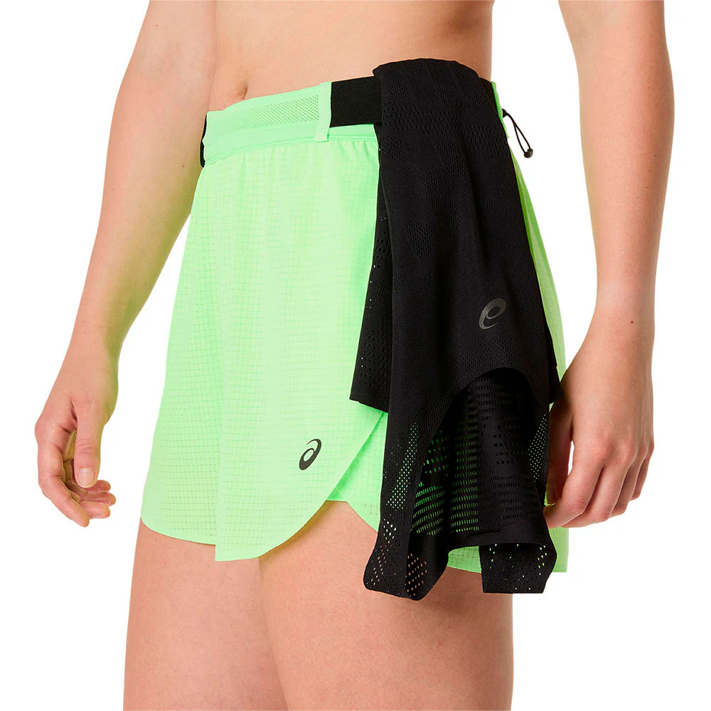 PANTALÓN CORTO ASICS METARUN SPLIT MUJER - Illuminate Green - Image 6