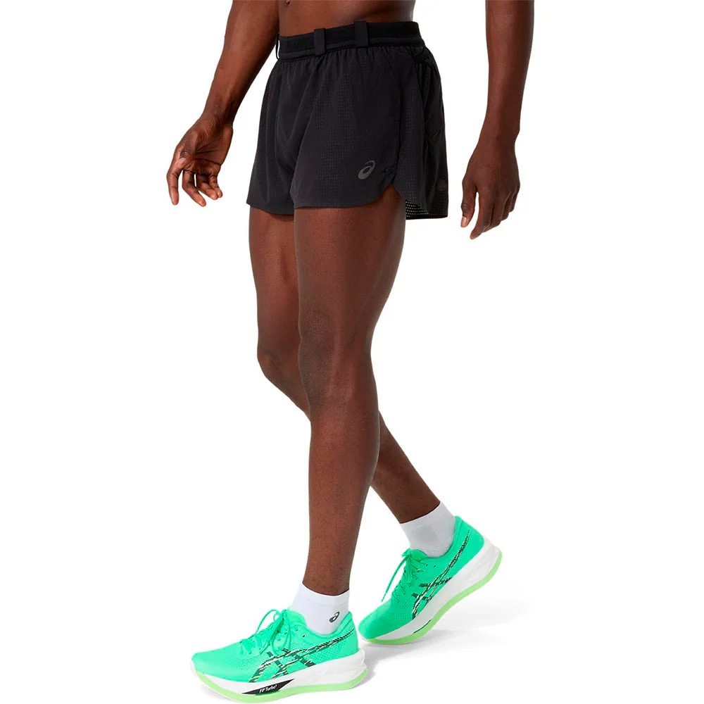 PANTALÓN CORTO ASICS METARUN SPLIT - Performance Black - Image 10