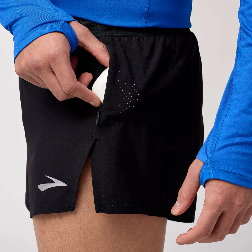 PANTALÓN CORTO BROOKS BREAKAWAY 3" - Negro - Image 3