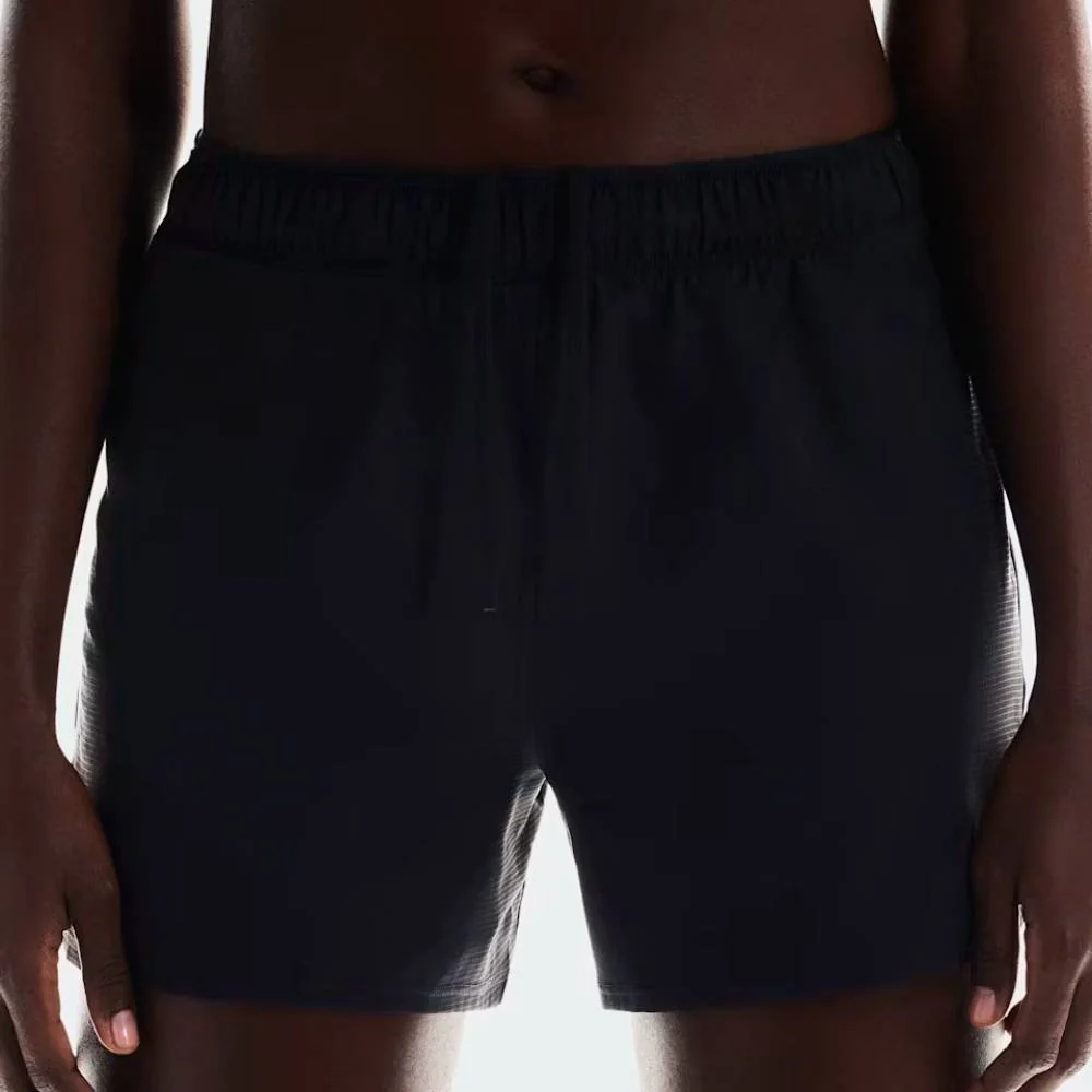 PANTALÓN CORTO ON TRAIL SHORTS MUJER - Negro - Image 6