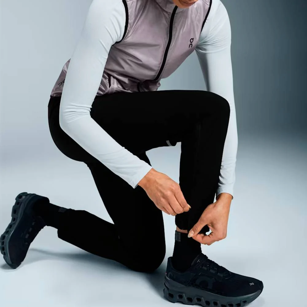 PANTALÓN LARGO ON CORE MUJER - Negro - Image 6
