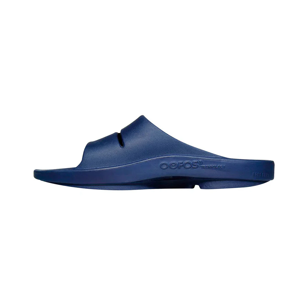 SANDALIAS OOFOS RECOVERY OOAHH - Azul Marino - Image 7