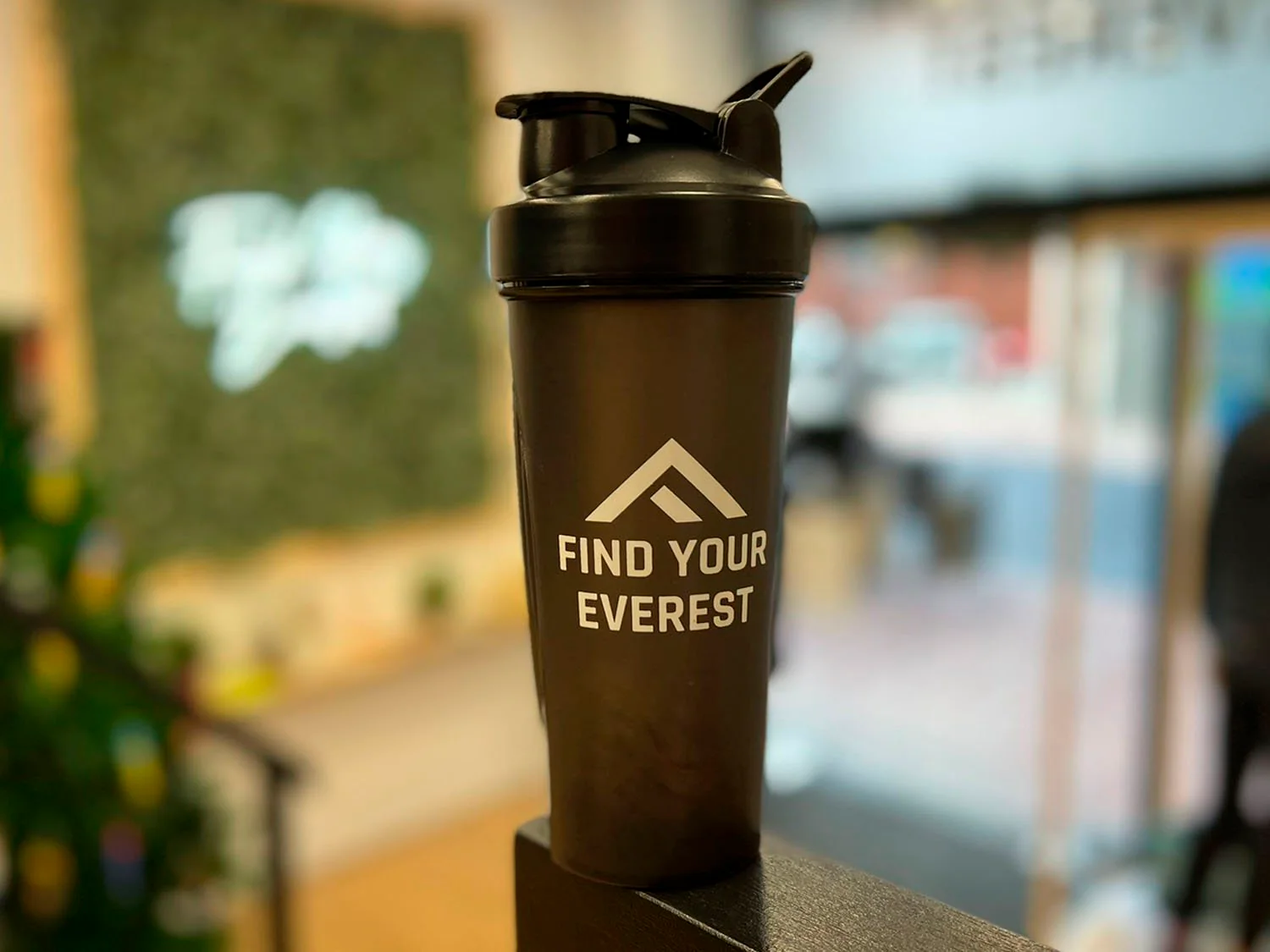 SHAKER FIND YOUR EVEREST - Negro